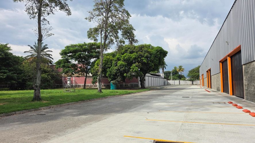 Bodega en arriendo en Alfonso Lopez, Palmira, 4000 m² · foto 20 de 20