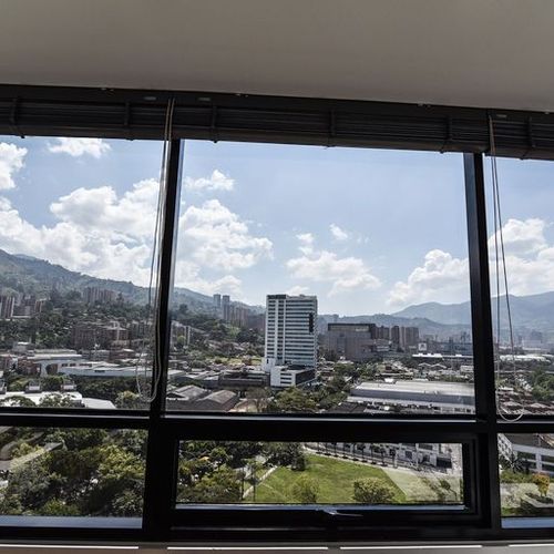 Consultorio en venta en Las Vegas, Envigado, 37 m² · foto 3 de 9