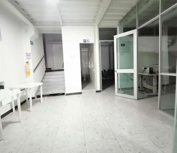 Casa en venta en Sotomayor, Bucaramanga, 600 m² · foto 3 de 12