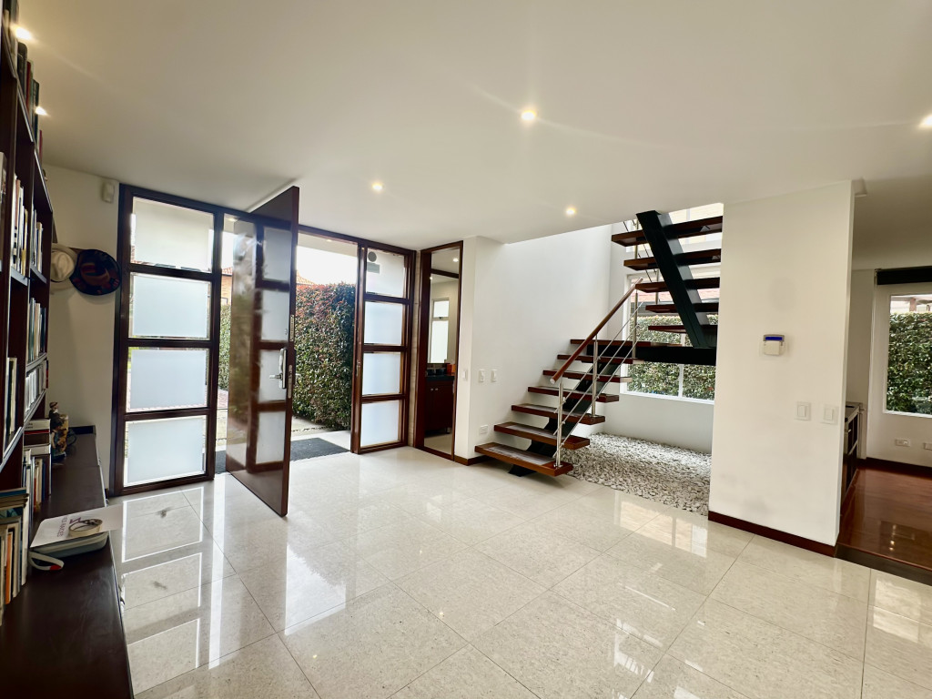 Casa en venta en Centro, Cajicá · foto 3 de 24
