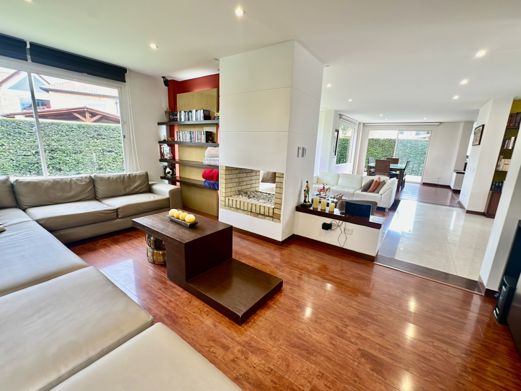 Casa en venta en Centro, Cajicá · foto 8 de 24