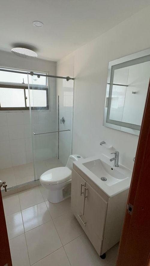 Apartaestudio en venta en Santa Barbara, Bogotá, 47 m² · foto 16 de 21