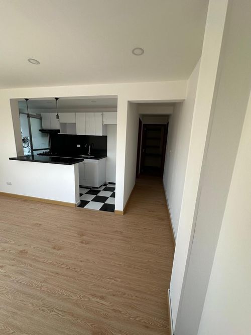 Apartaestudio en venta en Santa Barbara, Bogotá, 47 m² · foto 8 de 21