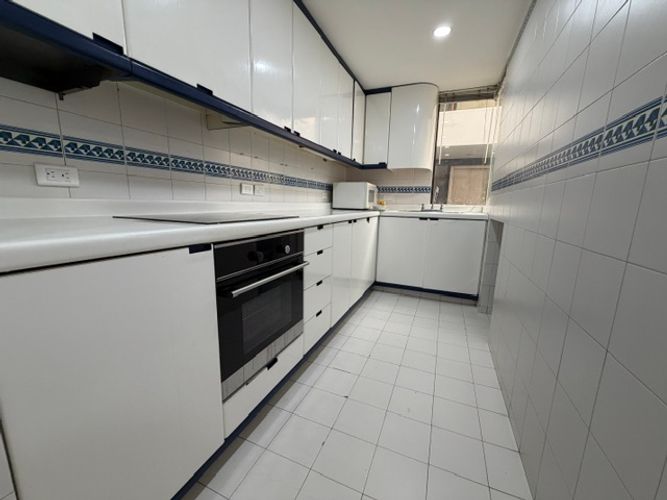 Apartamento de 3 alcobas en venta en La Carolina, Bogotá, 152 m² · foto 8 de 24