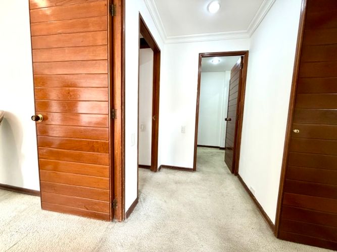 Apartamento de 3 alcobas en venta en La Carolina, Bogotá, 152 m² · foto 15 de 24
