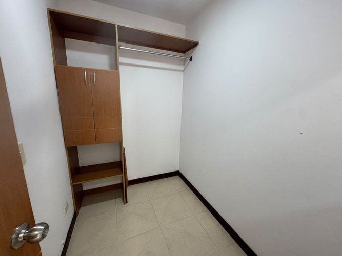 Apartamento de 3 alcobas en arriendo en El Poblado, Medellín, 140 m² · foto 5 de 21