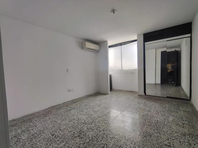 Casa de 10 alcobas en arriendo en Sotomayor, Bucaramanga, 455 m² · foto 6 de 24