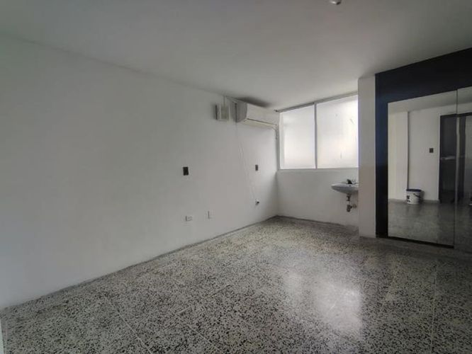 Casa de 10 alcobas en arriendo en Sotomayor, Bucaramanga, 455 m² · foto 7 de 24