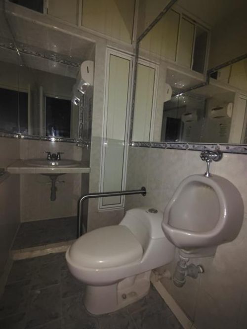 Casa de 10 alcobas en arriendo en Sotomayor, Bucaramanga, 455 m² · foto 17 de 24