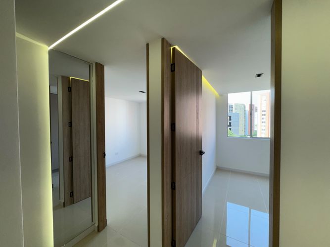 Apartamento de 3 alcobas en venta en Valle Del Lili, Cali, 65 m² · foto 6 de 18