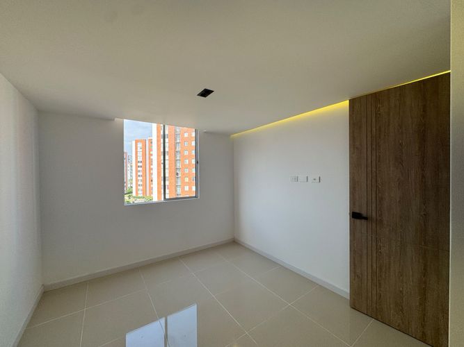 Apartamento de 3 alcobas en venta en Valle Del Lili, Cali, 65 m² · foto 7 de 18
