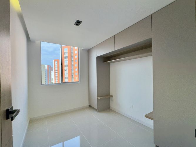 Apartamento de 3 alcobas en venta en Valle Del Lili, Cali, 65 m² · foto 11 de 18