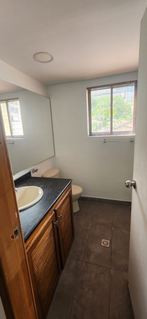 Apartaestudio en arriendo en Los Naranjos, Medellín, 55 m² · foto 12 de 12