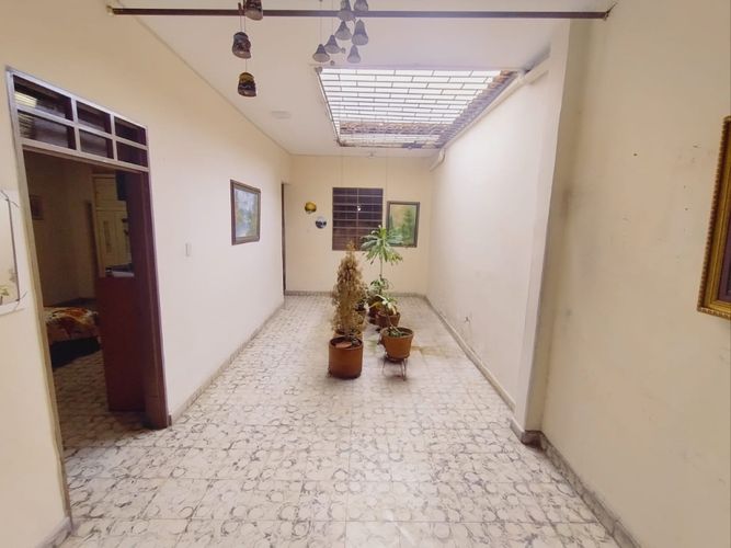 Casa de 8 alcobas en venta en 3 De Julio, Cali, 480 m² · foto 8 de 24