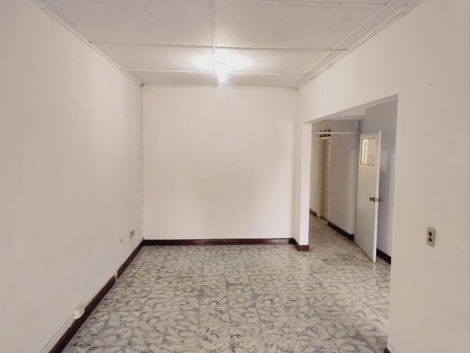 Casa de 8 alcobas en venta en 3 De Julio, Cali, 480 m² · foto 23 de 24