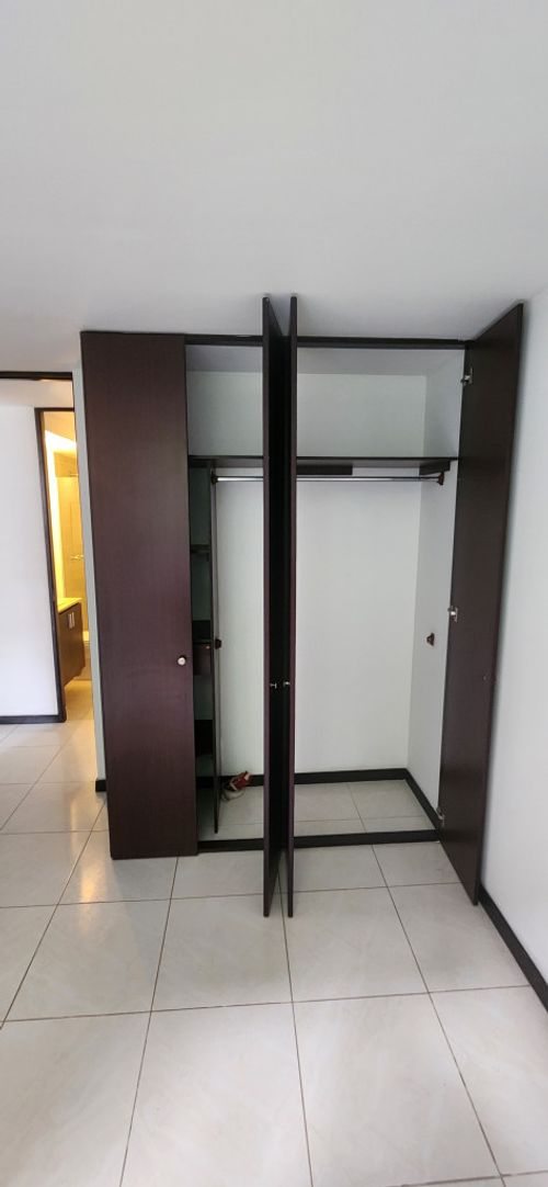 Apartamento de 3 alcobas en arriendo en Villa Carlota, Medellín, 85 m² · foto 7 de 13