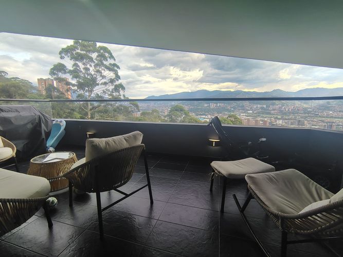 Apartamento de 3 alcobas en venta en El Poblado, Medellín, 105 m² · foto 18 de 18