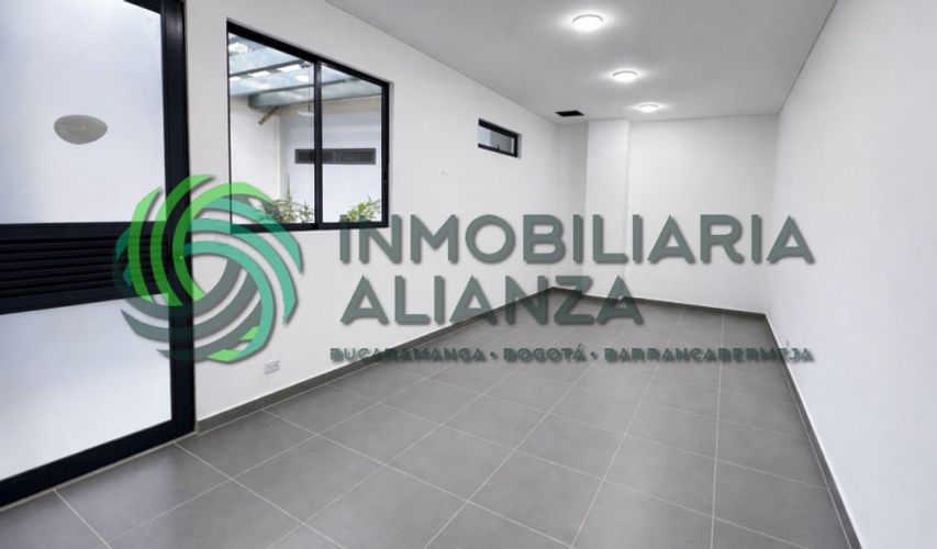 Bodega en arriendo en Quebrada La Iglesia Ii, Bucaramanga, 1300 m² · foto 15 de 24