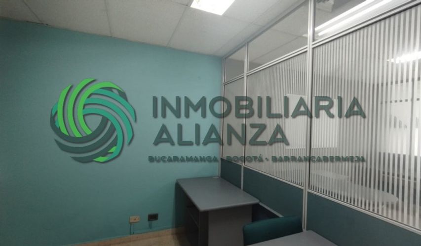 Oficina en arriendo en Centro, Bucaramanga, 33 m² · foto 3 de 10