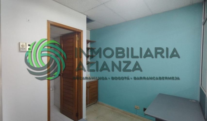 Oficina en arriendo en Centro, Bucaramanga, 33 m² · foto 5 de 10