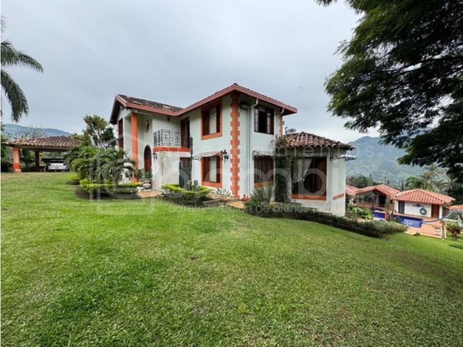 Finca en venta en Monta�Ita, Copacabana, 600 m² · foto 3 de 24