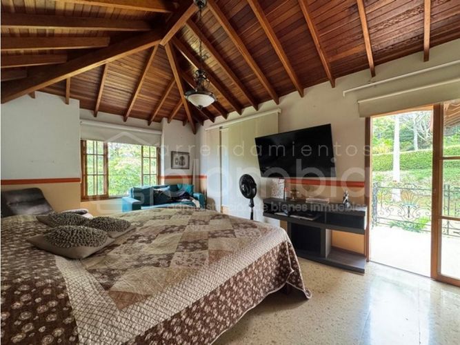 Finca en venta en Monta�Ita, Copacabana, 600 m² · foto 13 de 24