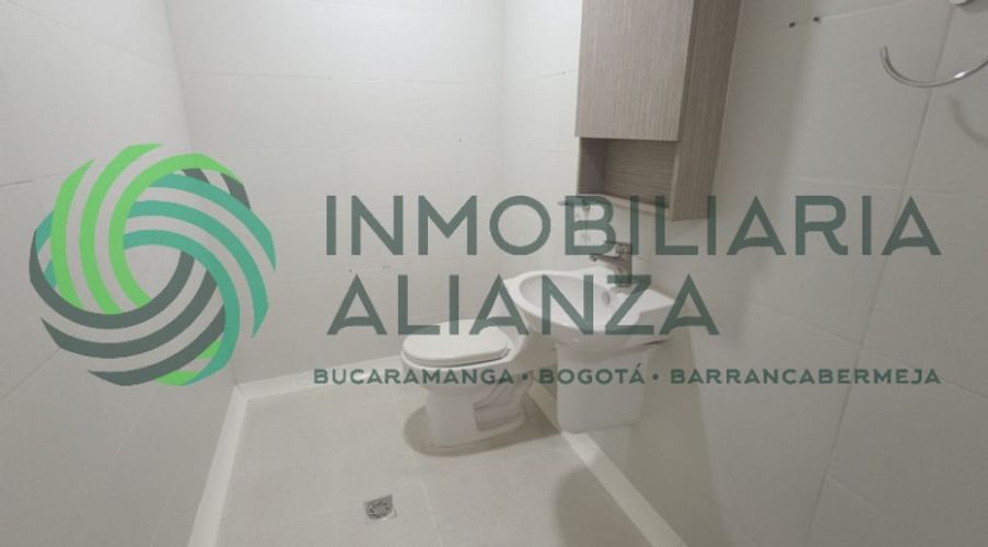 Consultorio en venta en Menzuly, Piedecuesta, 41 m² · foto 4 de 8