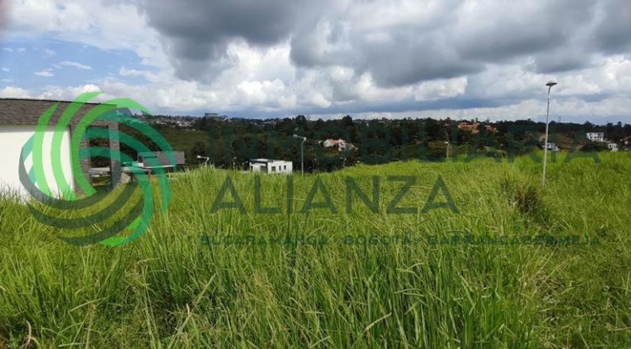 Lote en venta en Ruitoque Alto, Floridablanca, 736 m² · foto 8 de 13