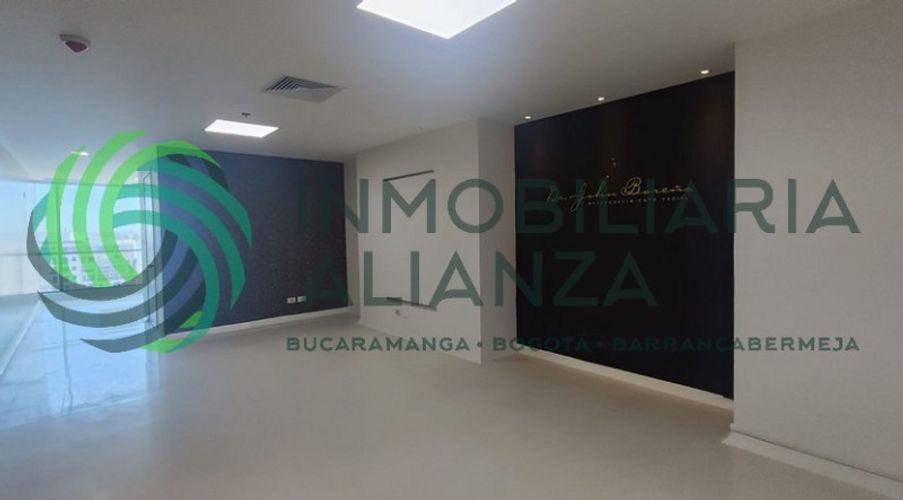 Consultorio en venta en Ruitoque, Piedecuesta, 44 m² · foto 4 de 17