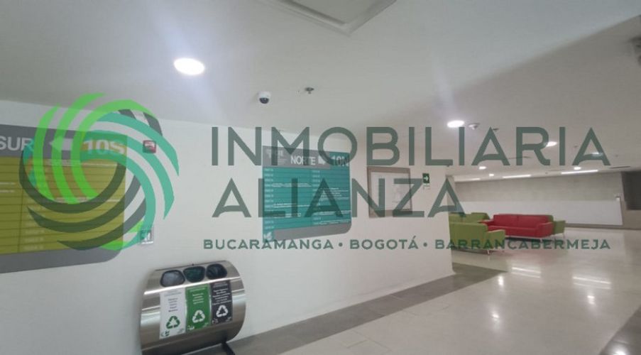 Consultorio en venta en Menzuly, Piedecuesta, 41 m² · foto 2 de 15