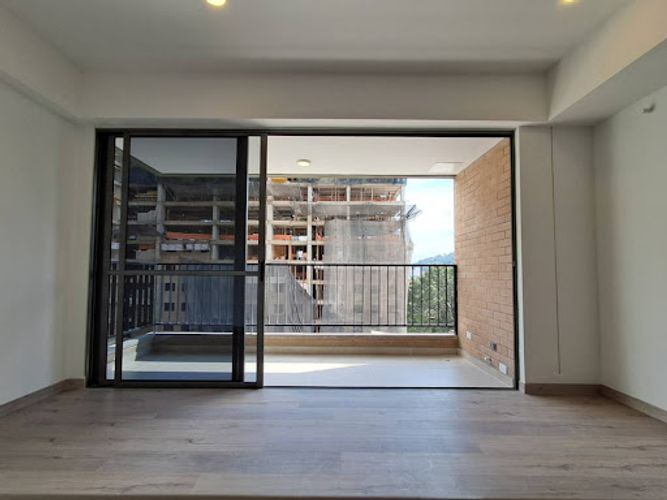 Apartamento de 3 alcobas en arriendo en Ciudad Del Río, Medellín, 78 m² · foto 6 de 24