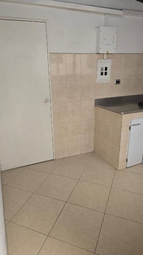 Oficina en arriendo en Suramericana, Medellín, 200 m² · foto 7 de 19
