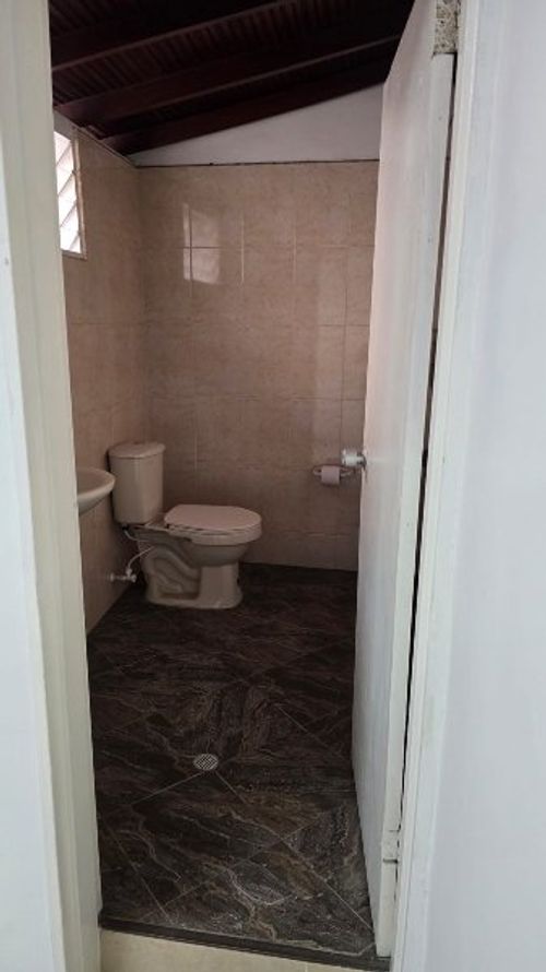 Oficina en arriendo en Suramericana, Medellín, 200 m² · foto 17 de 19