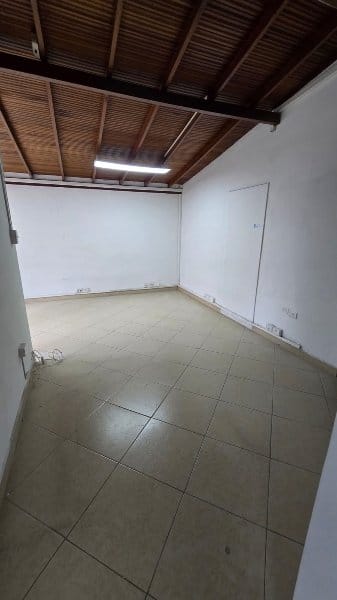 Oficina en venta en Suramericana, Medellín, 200 m² · foto 15 de 19