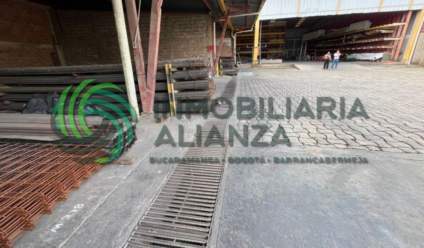 Bodega en arriendo en La Concordia, Bucaramanga, 1780 m² · foto 11 de 14
