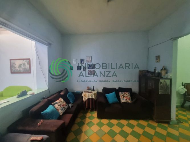 Casa de 5 alcobas en venta en Antonia Santos Centro, Bucaramanga, 260 m² · foto 12 de 24