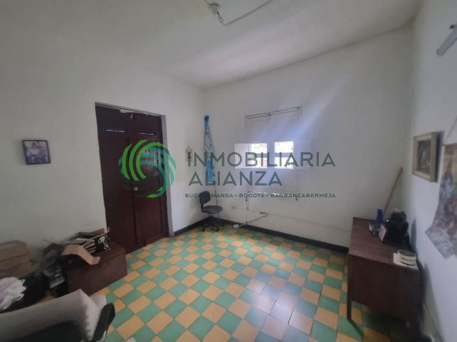Casa de 5 alcobas en venta en Antonia Santos Centro, Bucaramanga, 260 m² · foto 15 de 24