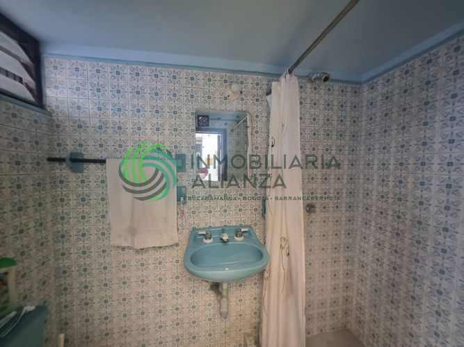 Casa de 5 alcobas en venta en Antonia Santos Centro, Bucaramanga, 260 m² · foto 21 de 24