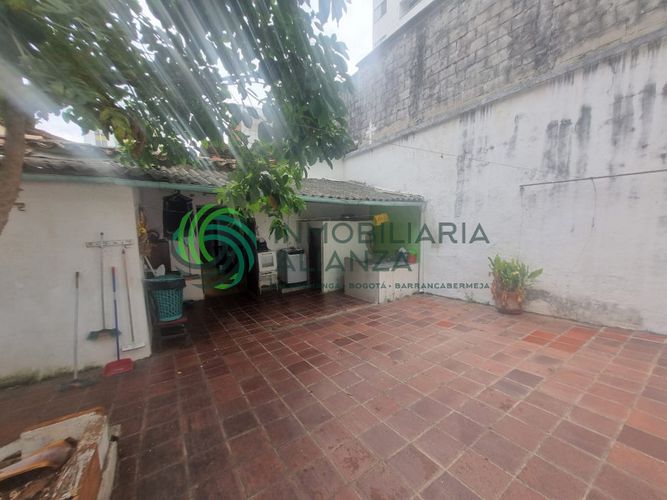 Casa de 5 alcobas en venta en Antonia Santos Centro, Bucaramanga, 260 m² · foto 22 de 24