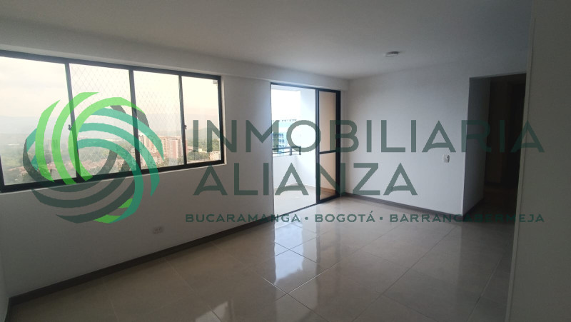 Apartamento en venta en Rio Frio, Floridablanca · foto 4 de 23
