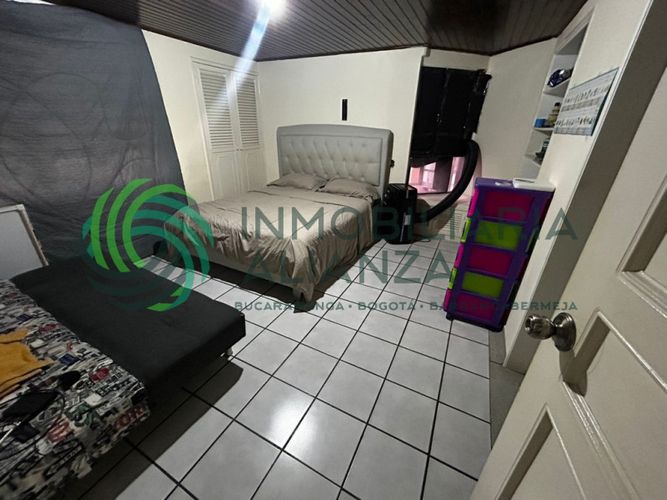 Apartamento de 3 alcobas en venta en Cabecera Del Llano, Bucaramanga, 256 m² · foto 11 de 24