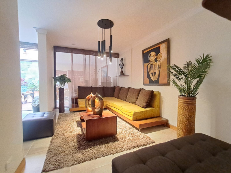Casa en venta en Loma de los bernal, Medellín 3