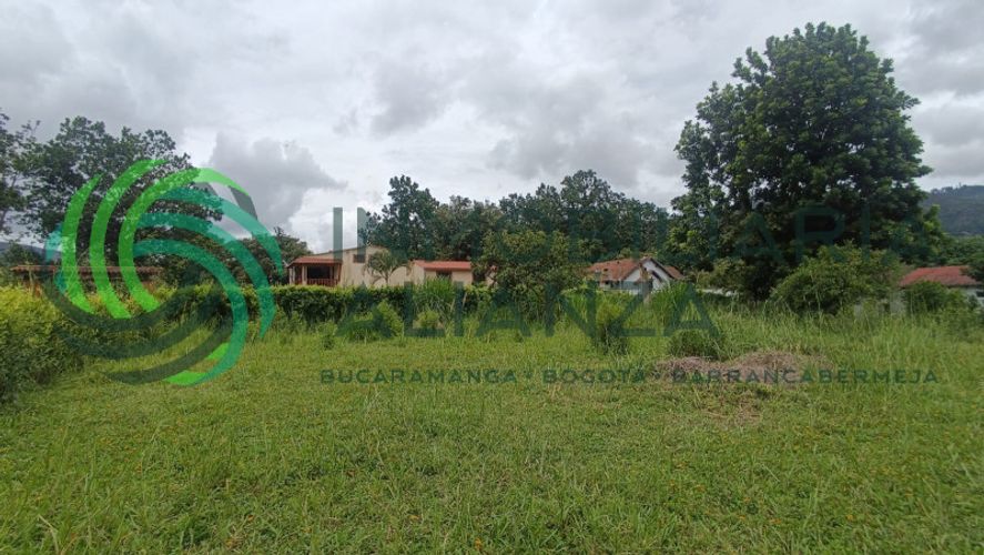 Lote en venta en Guatiguara, Piedecuesta, 1000 m² · foto 4 de 7