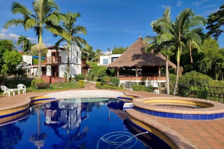 Finca en venta en Pereira, Pereira, 500 m² · foto 3 de 12