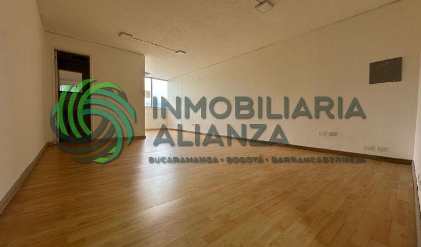 Oficina en venta en Centro, Bucaramanga, 30 m² · foto 6 de 8