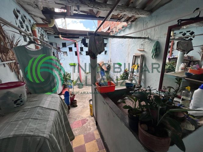 Casa de 6 alcobas en venta en Centro, Bucaramanga, 292 m² · foto 12 de 24