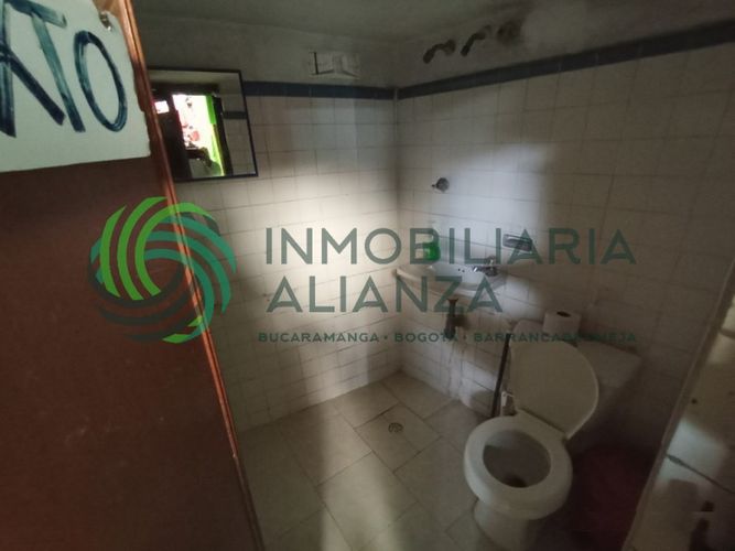 Casa de 6 alcobas en venta en Centro, Bucaramanga, 292 m² · foto 23 de 24