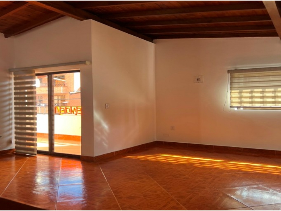 Casa en venta en La floresta, Medellín 2
