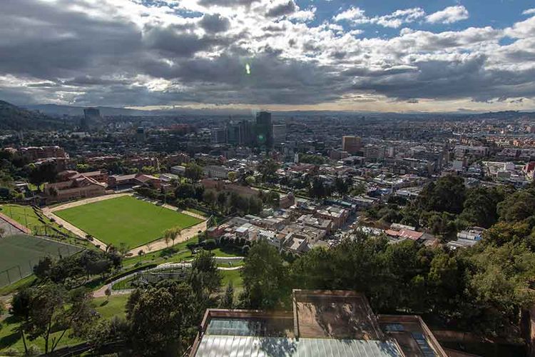 Apartamento de 4 alcobas en venta en Cerros De Los Alpes, Bogotá, 456 m² · foto 8 de 24