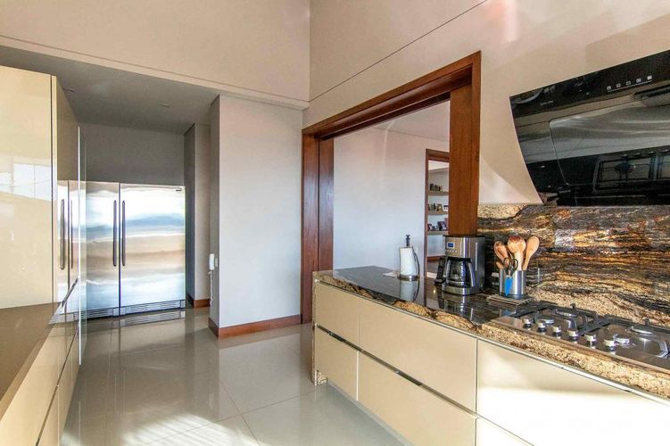 Apartamento de 4 alcobas en venta en Cerros De Los Alpes, Bogotá, 456 m² · foto 16 de 24